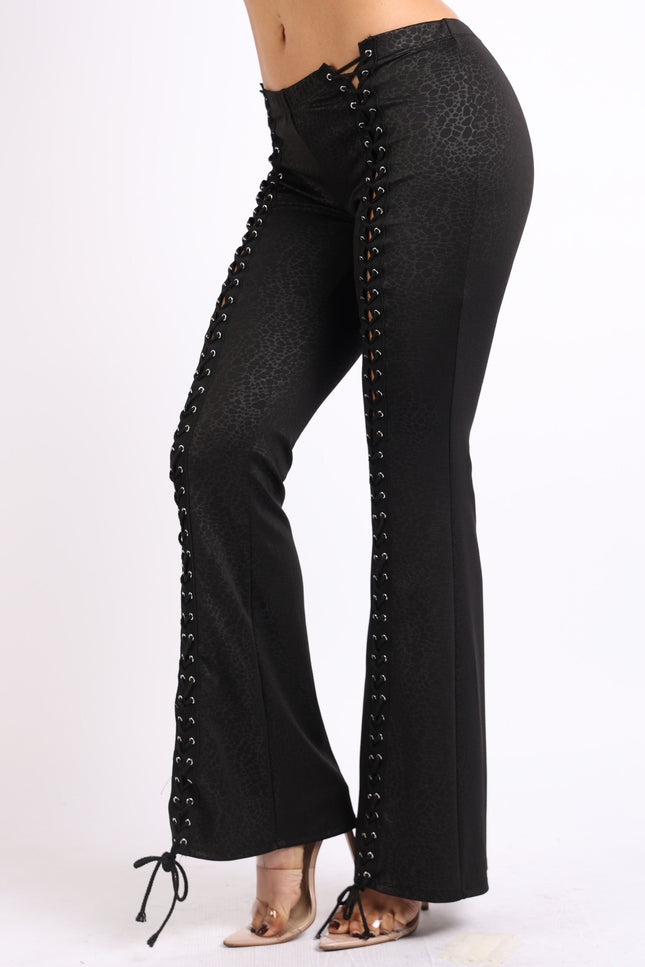 Lace up detailed pants - Muvin 