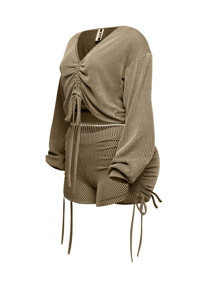 Ruched drawstring long sleeve crop top & shorts set - Muvin 