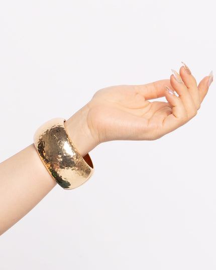 Hammered Metal Bangle Bracelet - Muvin 