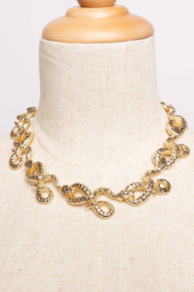 Luxury Snake Loop Necklace - Muvin 