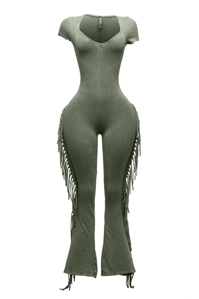 Mineral washed fringed jumpsuit. - Muvin 