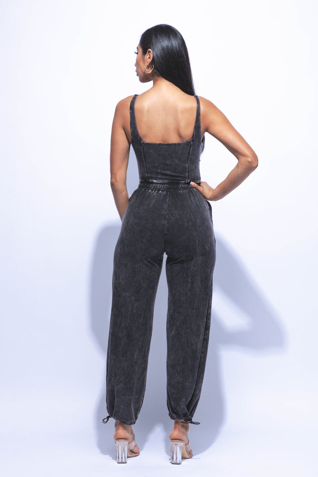 Washed jumpsuit with adjustable ankle - Muvin 