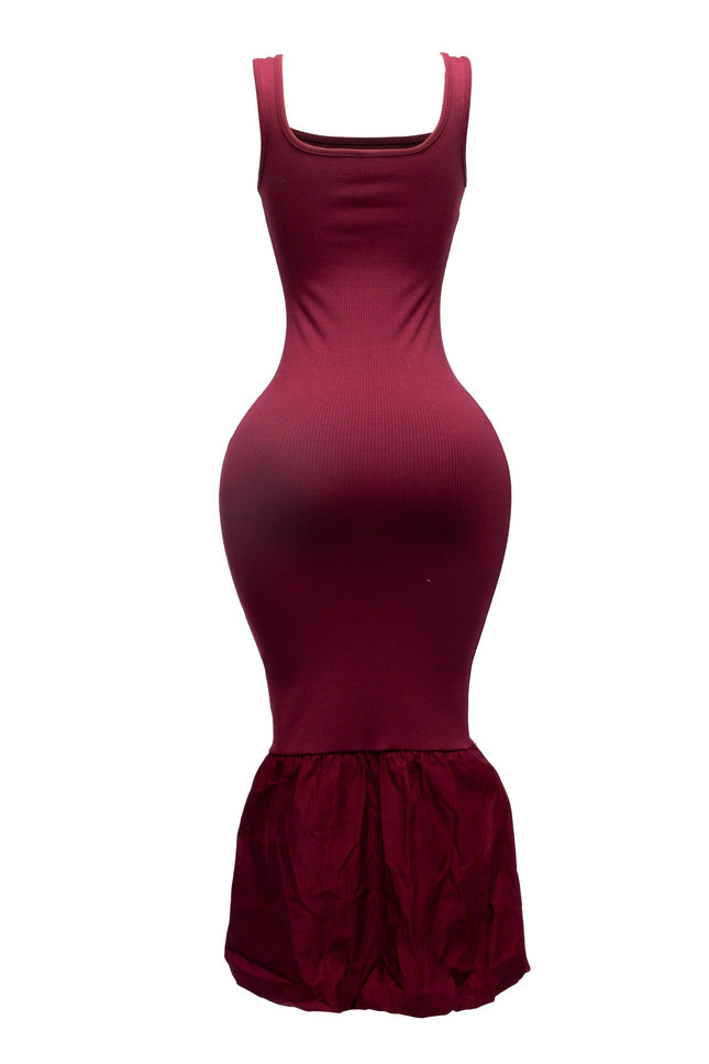 Sleeveless mermaid bubble hem dress - Muvin 