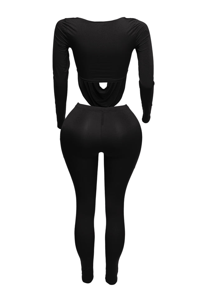 Curved U shape detailed draped front long sleeve top & leggings set - Muvin 