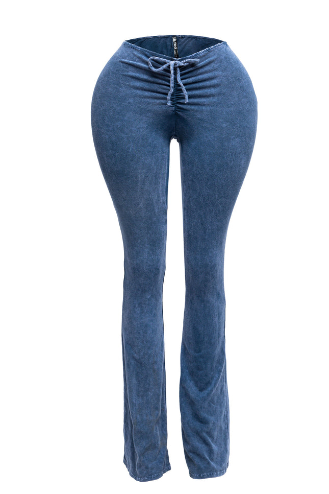 Mineral washed ruched rise flare pant - Muvin 