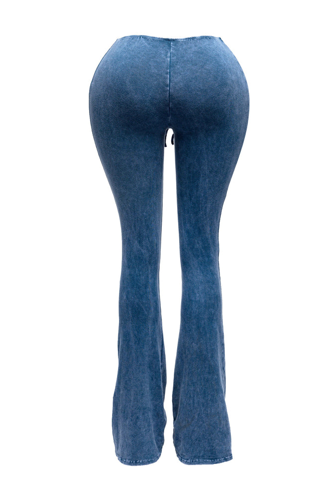 Mineral washed ruched rise flare pant - Muvin 