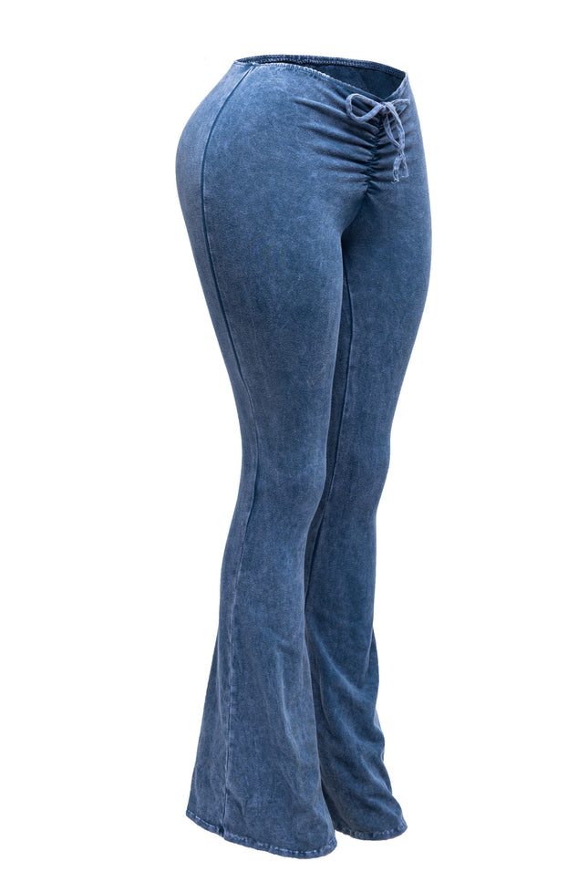 Mineral washed ruched rise flare pant - Muvin 