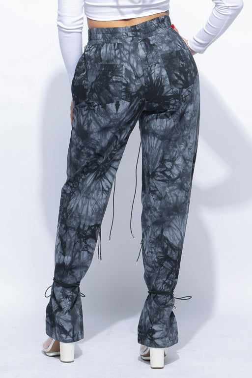 Parachute lace up jogger pants - Muvin 