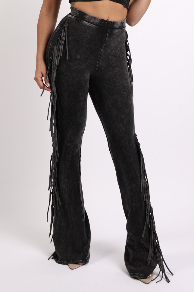 Fringe-Detailed Mineral Washed Pants . - Muvin 
