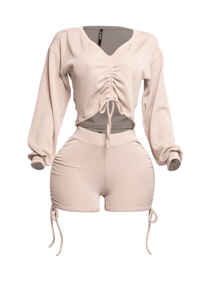 Ruched drawstring long sleeve crop top & shorts set - Muvin 
