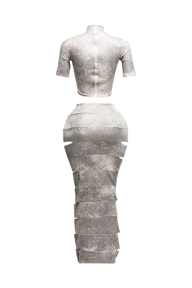 Crop top and laser cut detailed maxi skirt - Muvin 