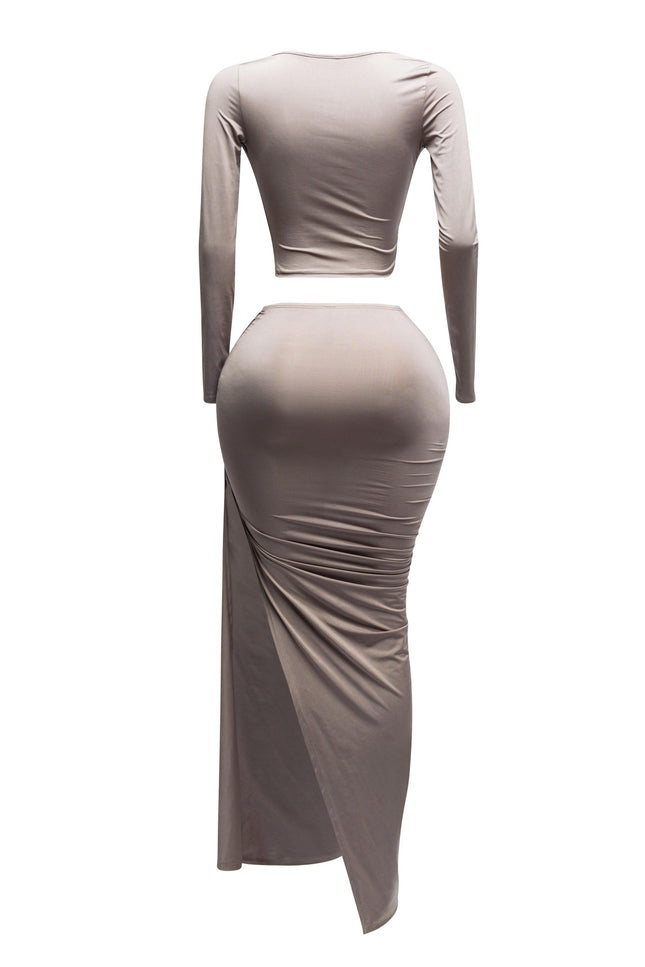 Twisted & slit maxi skirt & long sleeve top top - Muvin 