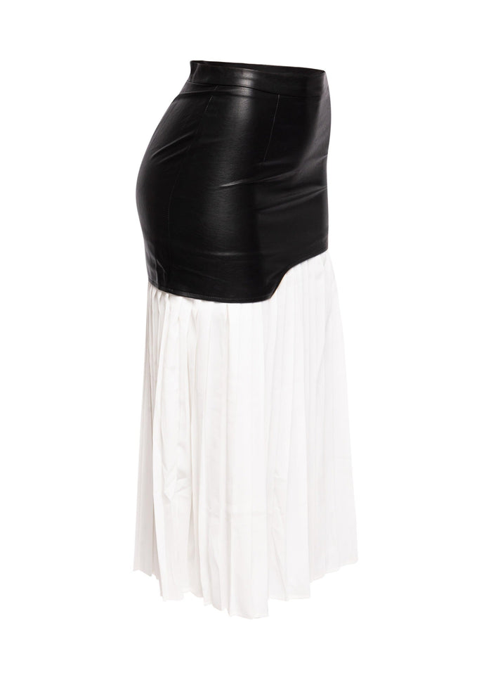 Multiple fabric pleated long skirt - Muvin 